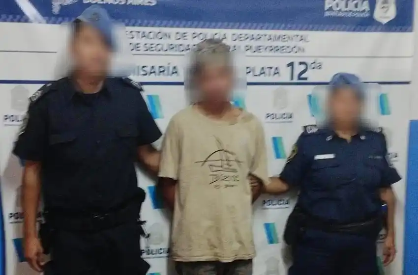 Joven preso por arrebatarle el celular a un hombre en el barrio Dorrego