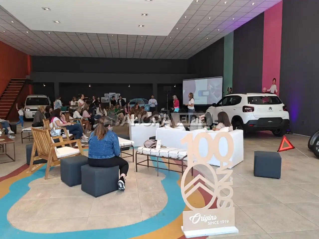 CITROEN BY WOMEN - 2