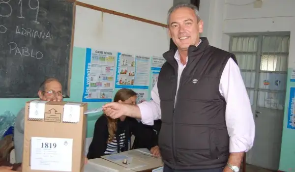 "Somos la alternativa a un gobierno soberbio, con algunas facetas autoritarias”	