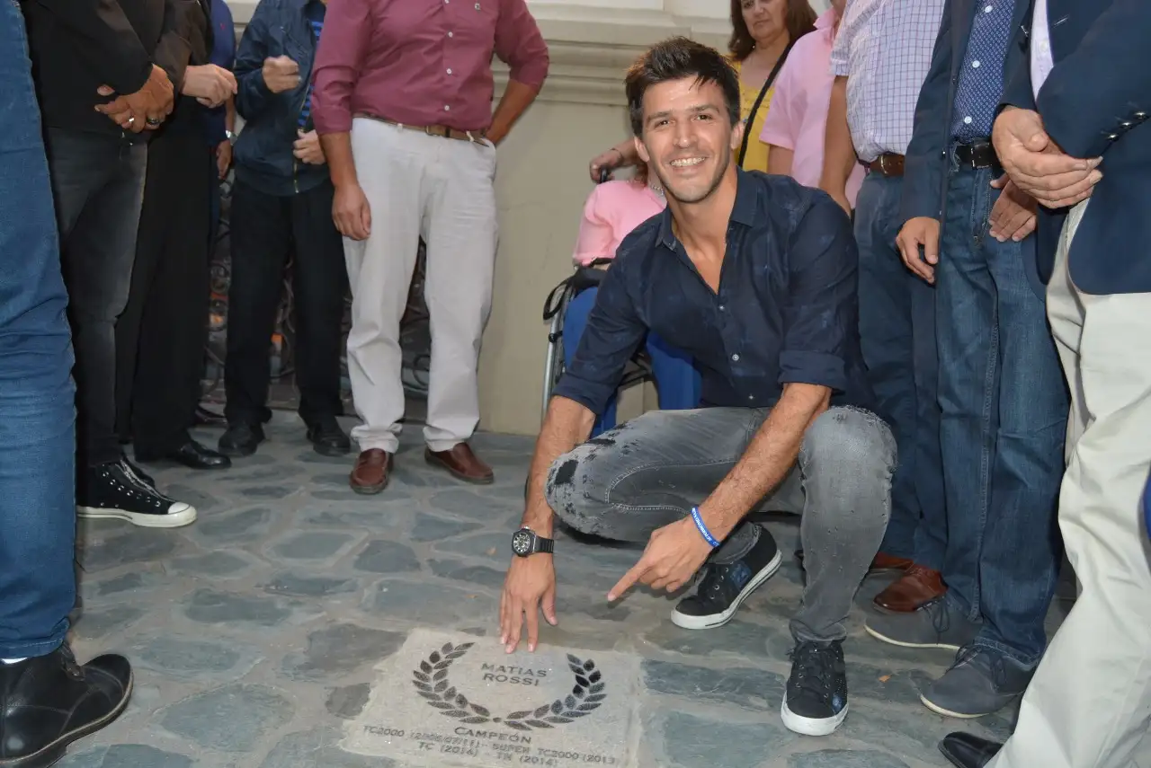 Rossi, distinguido en Balcarce 
