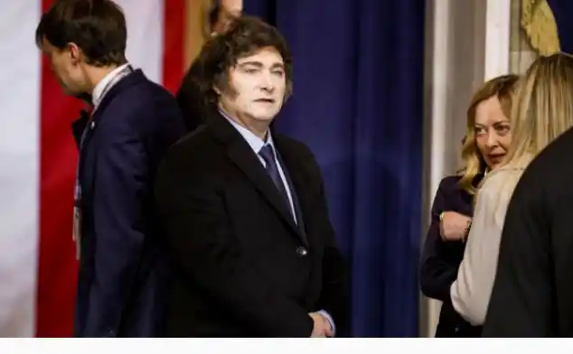 Según Presidencia, la medida tiene el objetivo de "normalizar el funcionamiento del máximo tribunal judicial del país".