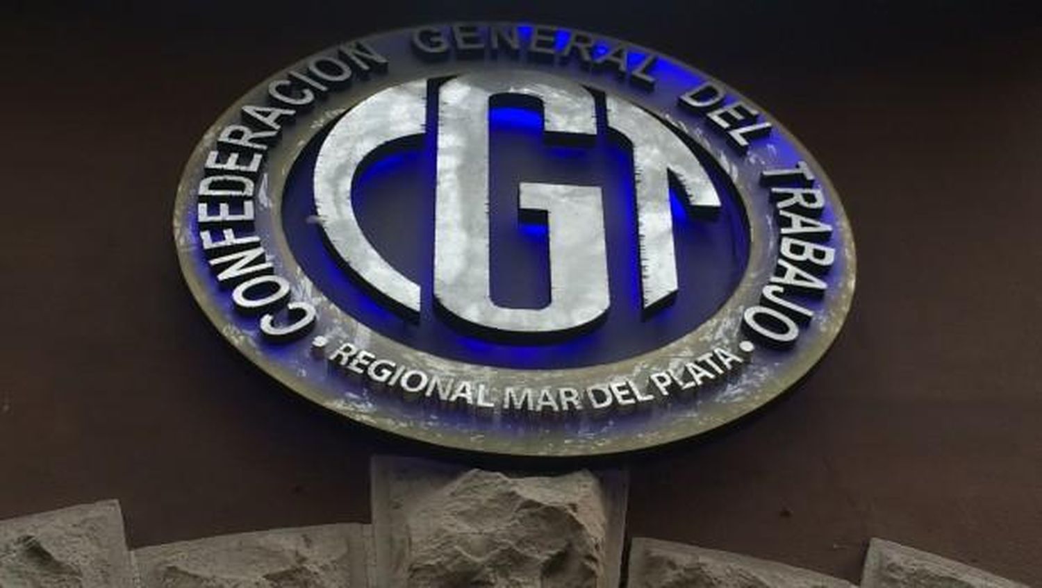 Más sectores piden retrasar el comienzo de las clases