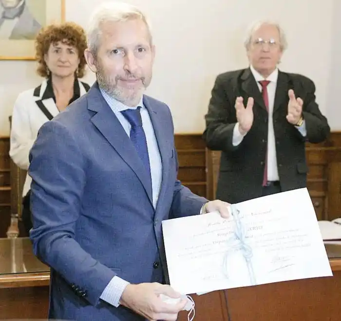 Los Diputados electos expectantes por la salud de Rogelio Frigerio