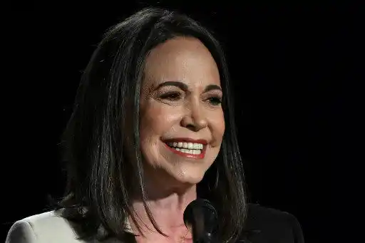 NI MADURO NI LAS CÚPULAS OPOSITORAS elegirán al candidato, será la gente: el zarpazo que lanzó María Corina al final del debate (+Video)