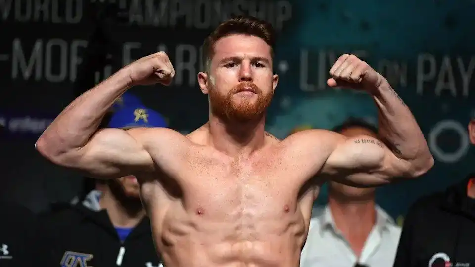 Canelo Álvarez peleará por primera vez fuera de América del Norte y asegura estar preparado para cualquier estilo en el ring.
