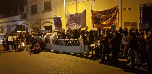 Ni Una Menos: la marcha reclamó “una Justicia transfeminista” en la puerta de Fiscalía