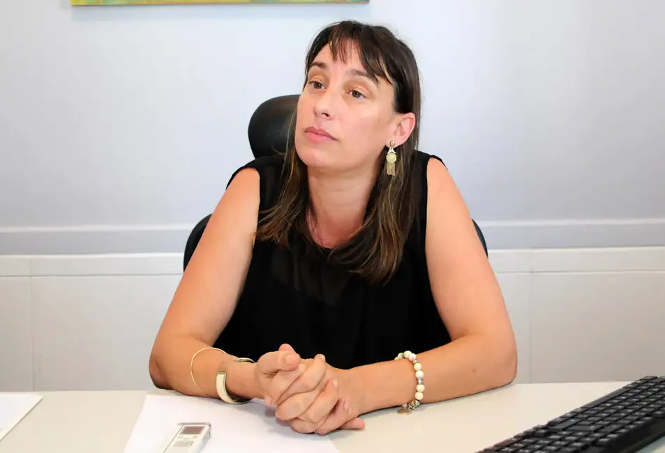 La defensora del Pueblo se puso a disposición de la asociación Cannabis Medicinal