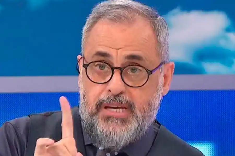 Jorge Rial anunció un escándalo mayor en el mundo del espectáculo al de Jey Mammón