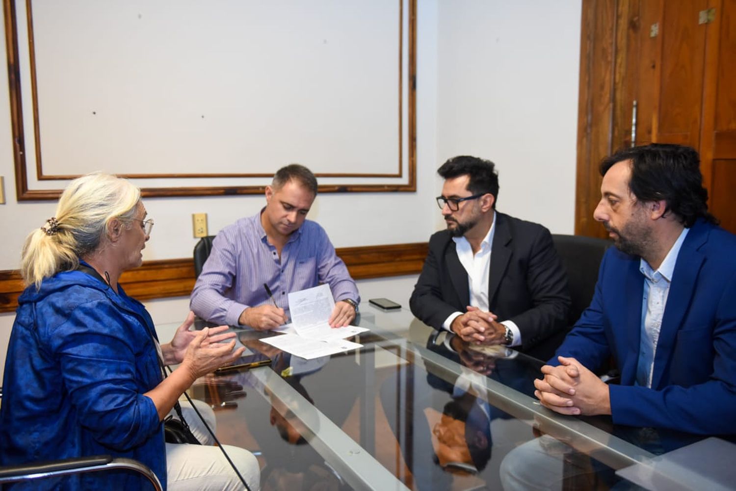 Por decreto, Davico le pagará 5 millones de pesos a una ONG