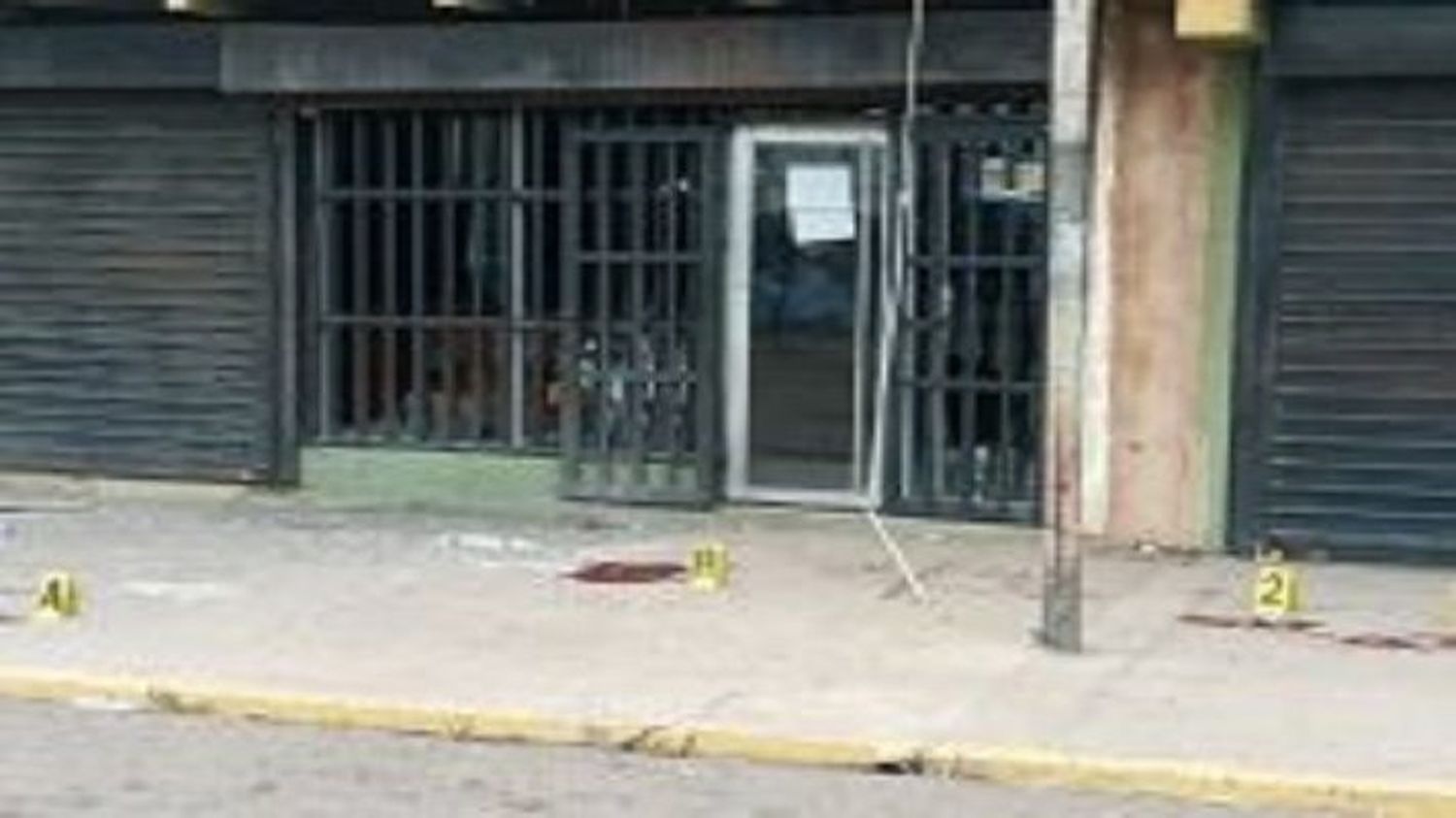 DELINCUENTES DESATADOS: Incendio y ataque con granada causan conmoción en La Cañada