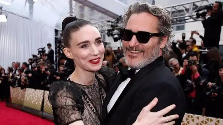 Joaquín Phoenix llama River a su primer hijo