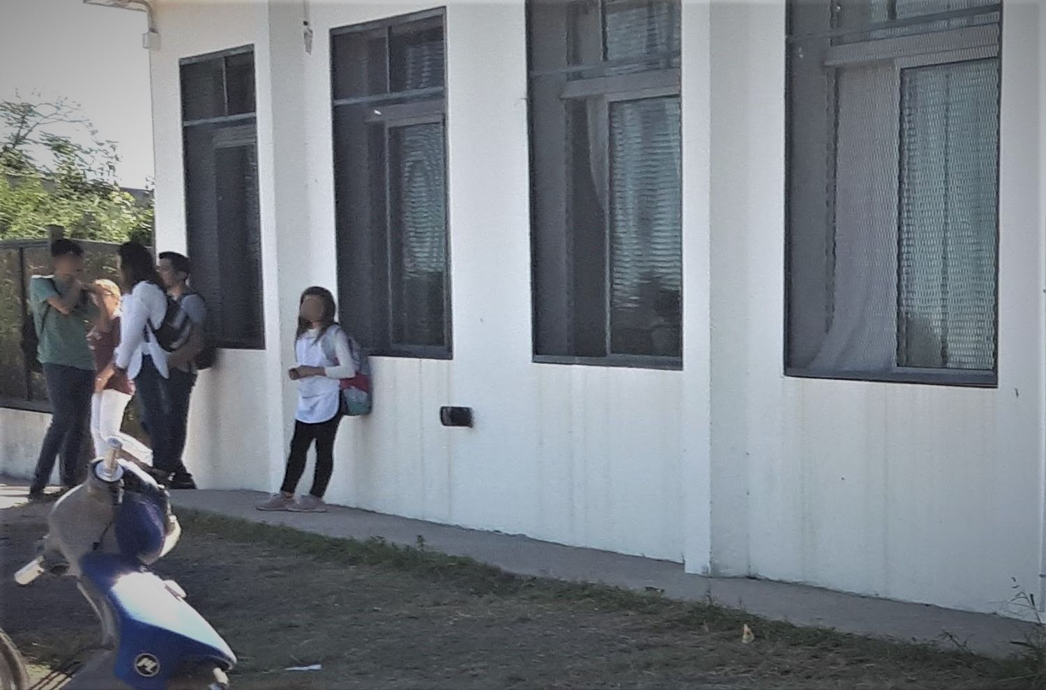 Por falta de personal, 200 alumnos no tienen clases hace tres semanas en la secundaria 17