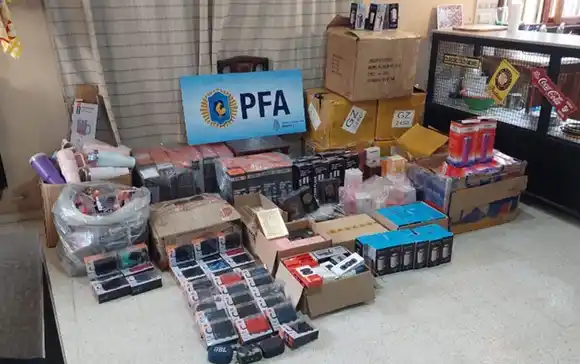 Allanamientos en Mar del Plata y Balcarce: un imputado por infracción al Código Aduanero