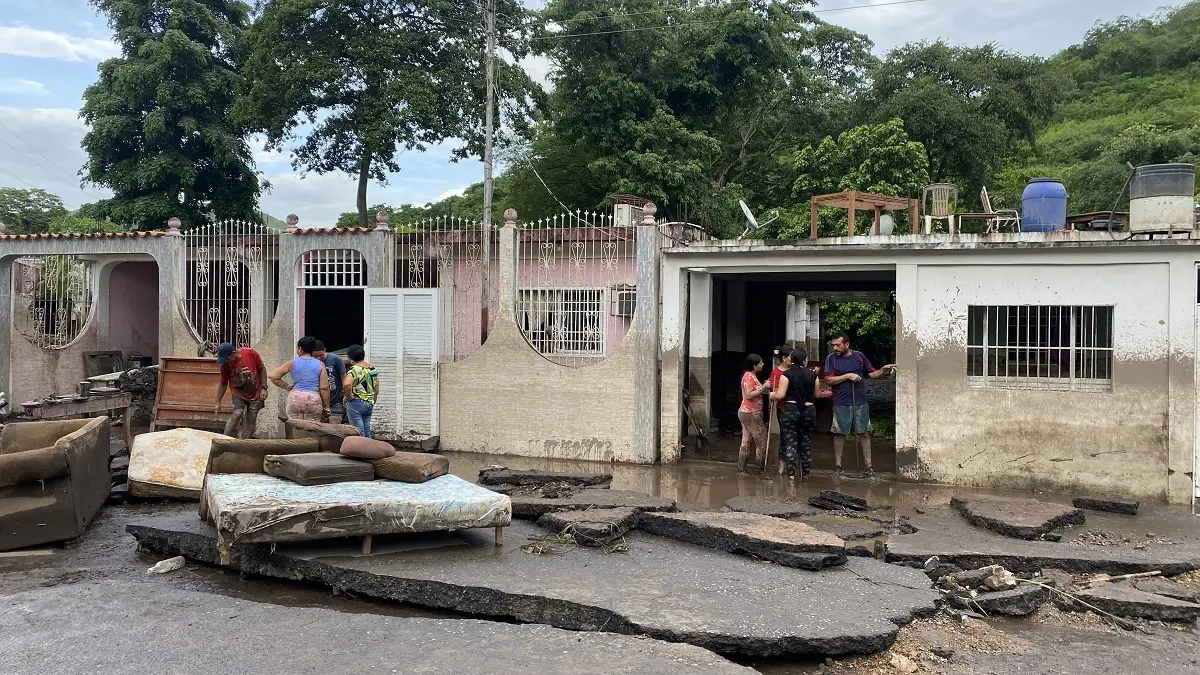HURACÁN BERYL deja una estela de muertos en el Caribe y se debilita camino a Jamaica