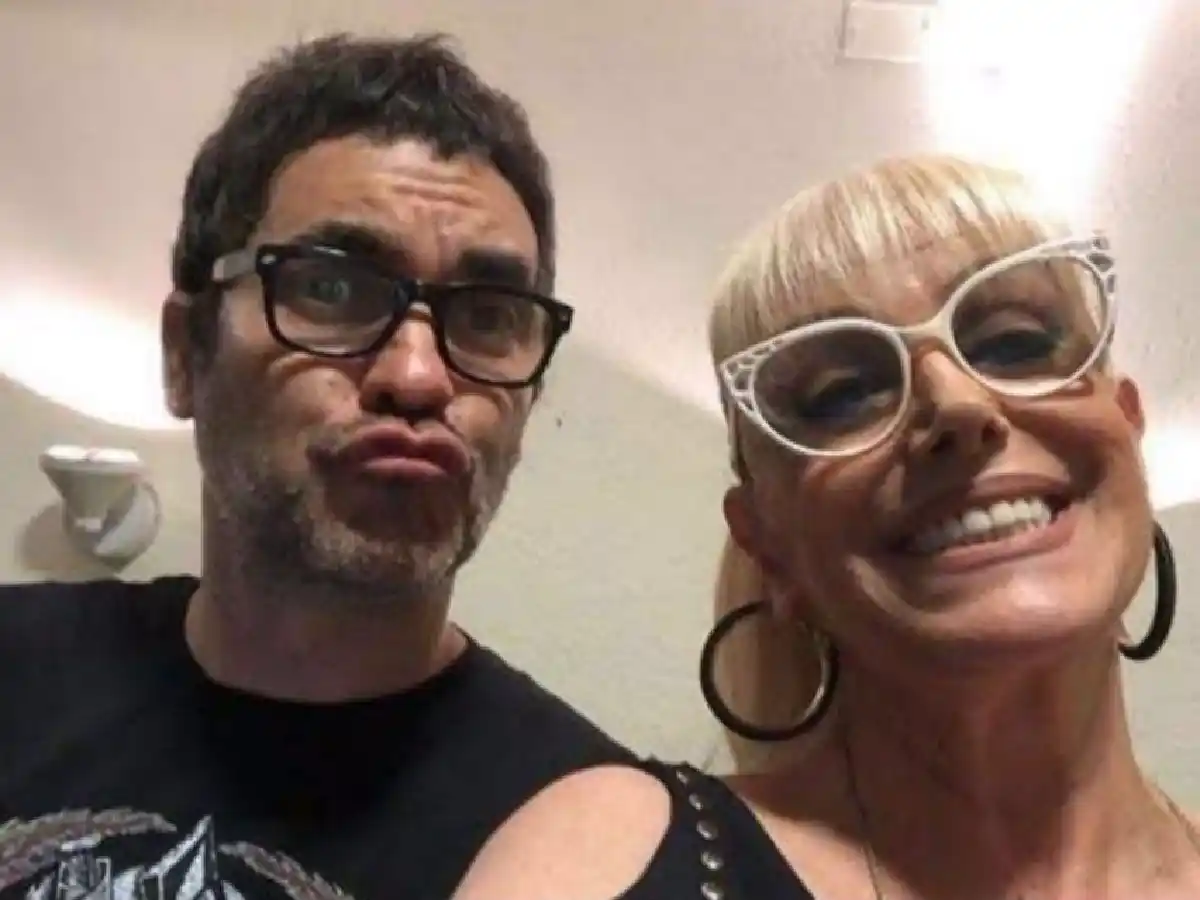 Valeria Lynch estaría saliendo con Mariano Martínez, el líder de Attaque 77
