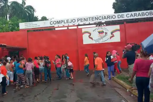 Preso DEGOLLÓ y MATO de un tiro en la cabeza a su pareja embarazada durante visita en Tocuyito