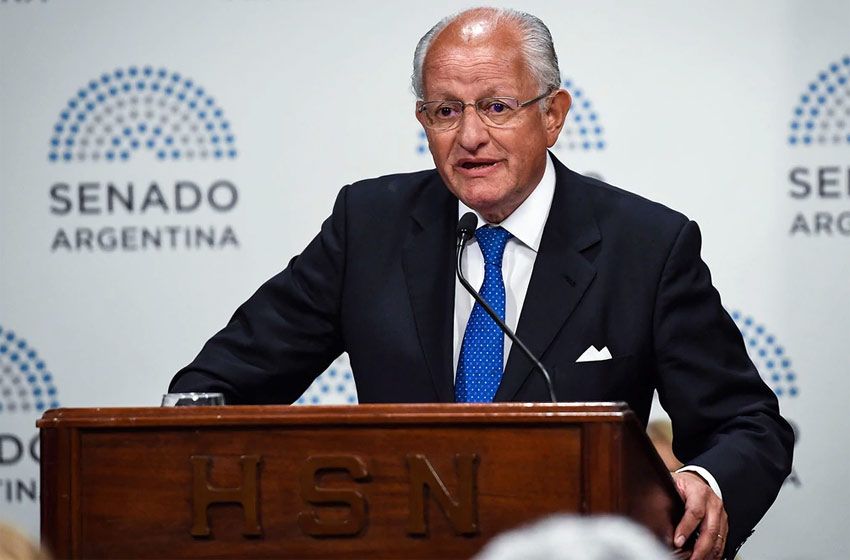 Abel Albino, contra el aborto y contra todo: «Los preservativos no sirven contra el sida»