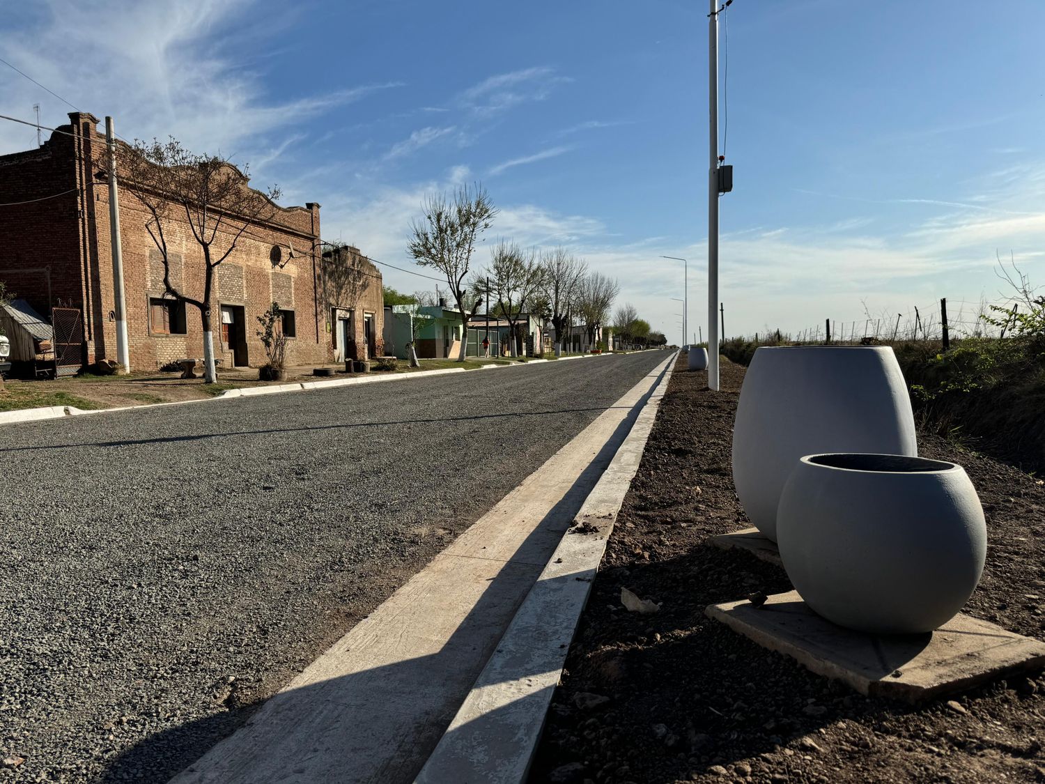 Las mejoras realizadas en la Ruta 8S a la altura del casco urbano de La Chispa.