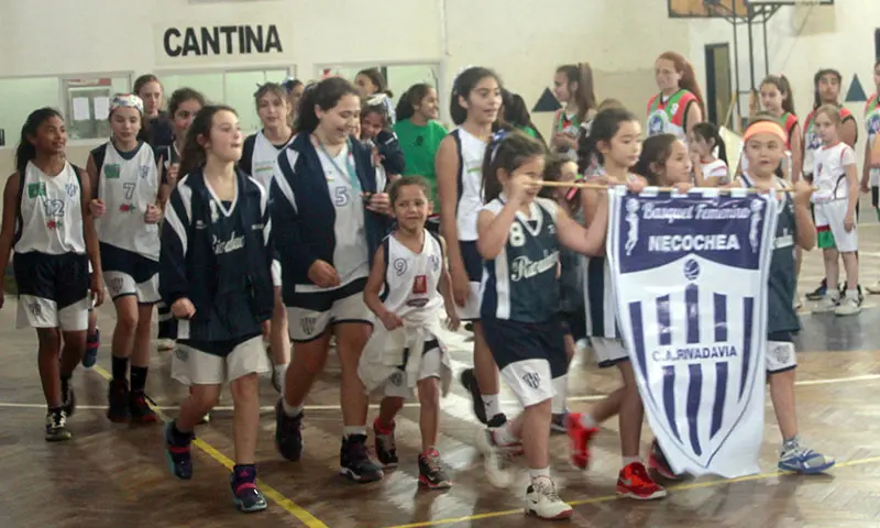 Exitoso encuentro de minibásquetbol