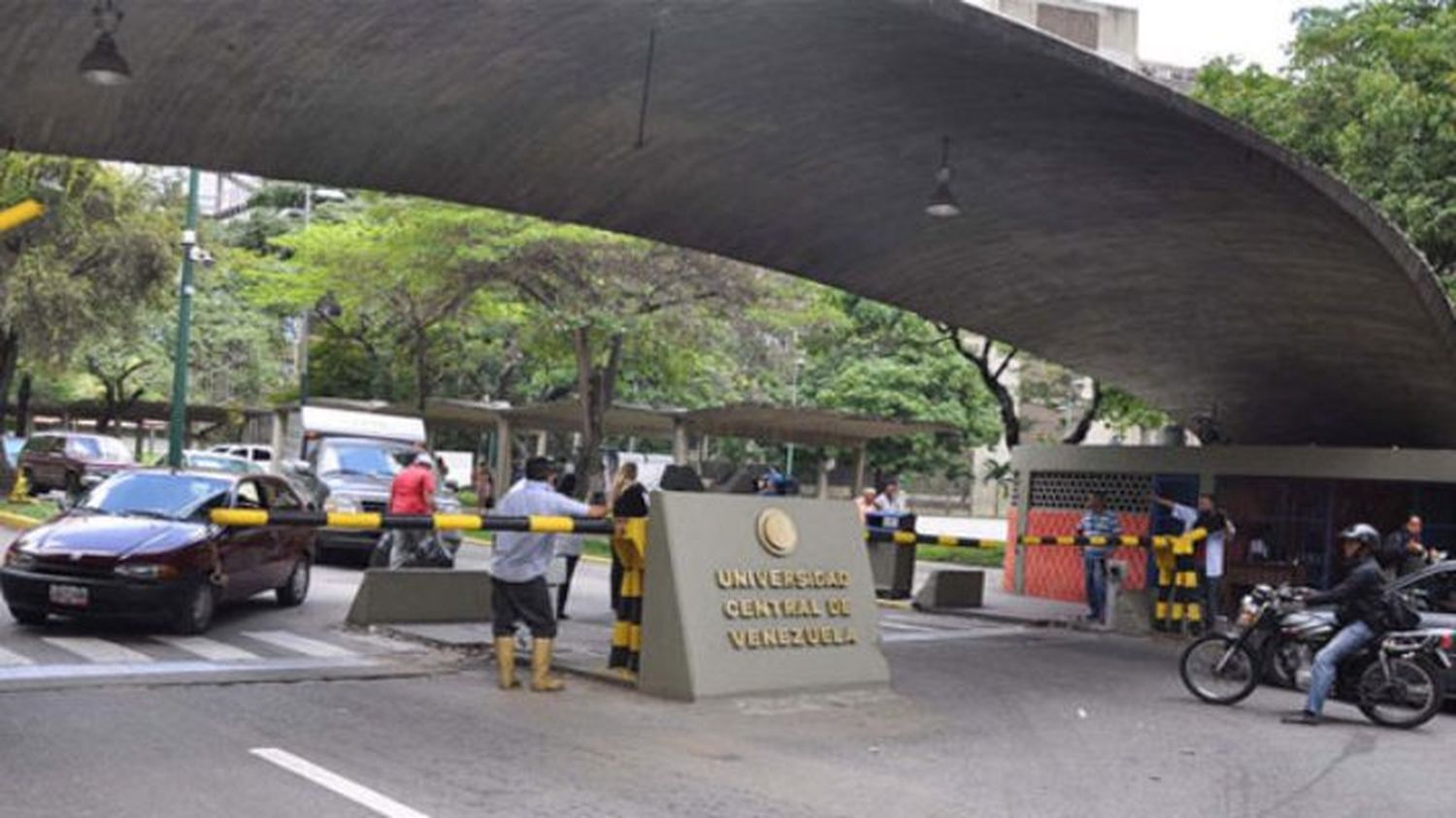 Educación universitaria EN EMERGENCIA: 48% de los docentes comen menos de tres veces al día