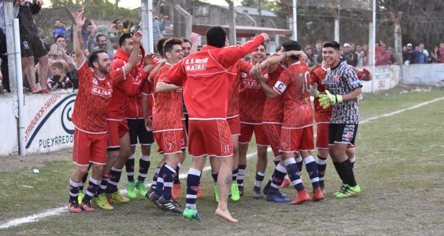 Tras perder el Clausura, Mitre volvió a sonreír en el clásico