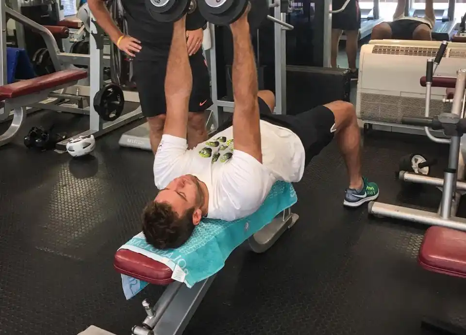 Del Potro avanza en la recuperación de su rodilla