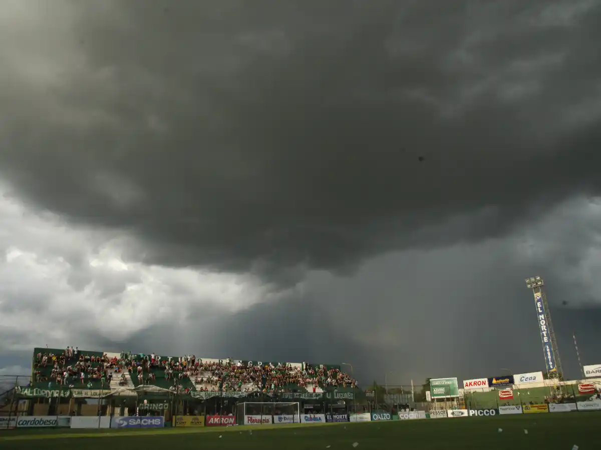 ¿Por qué llueve en algunos barrios y en otros no?   