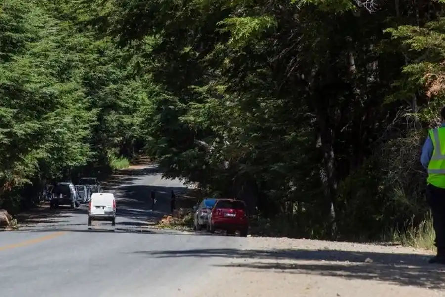 AHORA: hallaron el cuerpo de una mujer en un sendero de Circuito Chico e investigan un posible femicidio