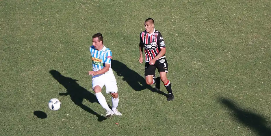 Juventud Unida tiene la cabeza puesta en Chacarita