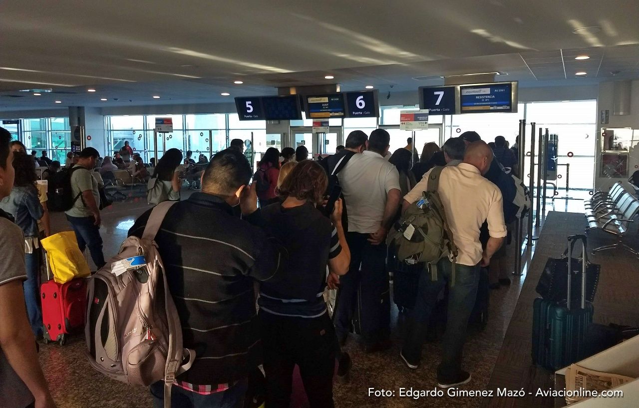 Después de doce meses, el tráfico de pasajeros cayó 3% en Argentina durante octubre