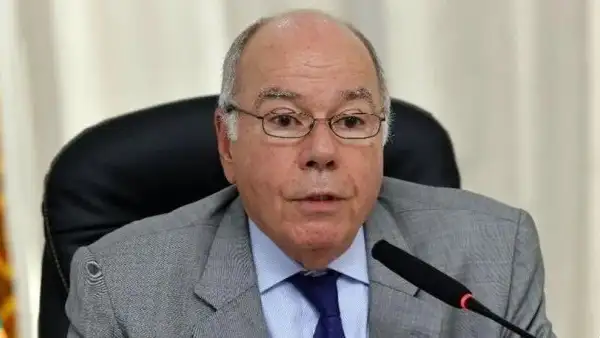 Mauro Vieira.