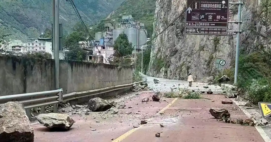 Sube a 21 la cantidad de muertos por un fuerte sismo en el suroeste de China