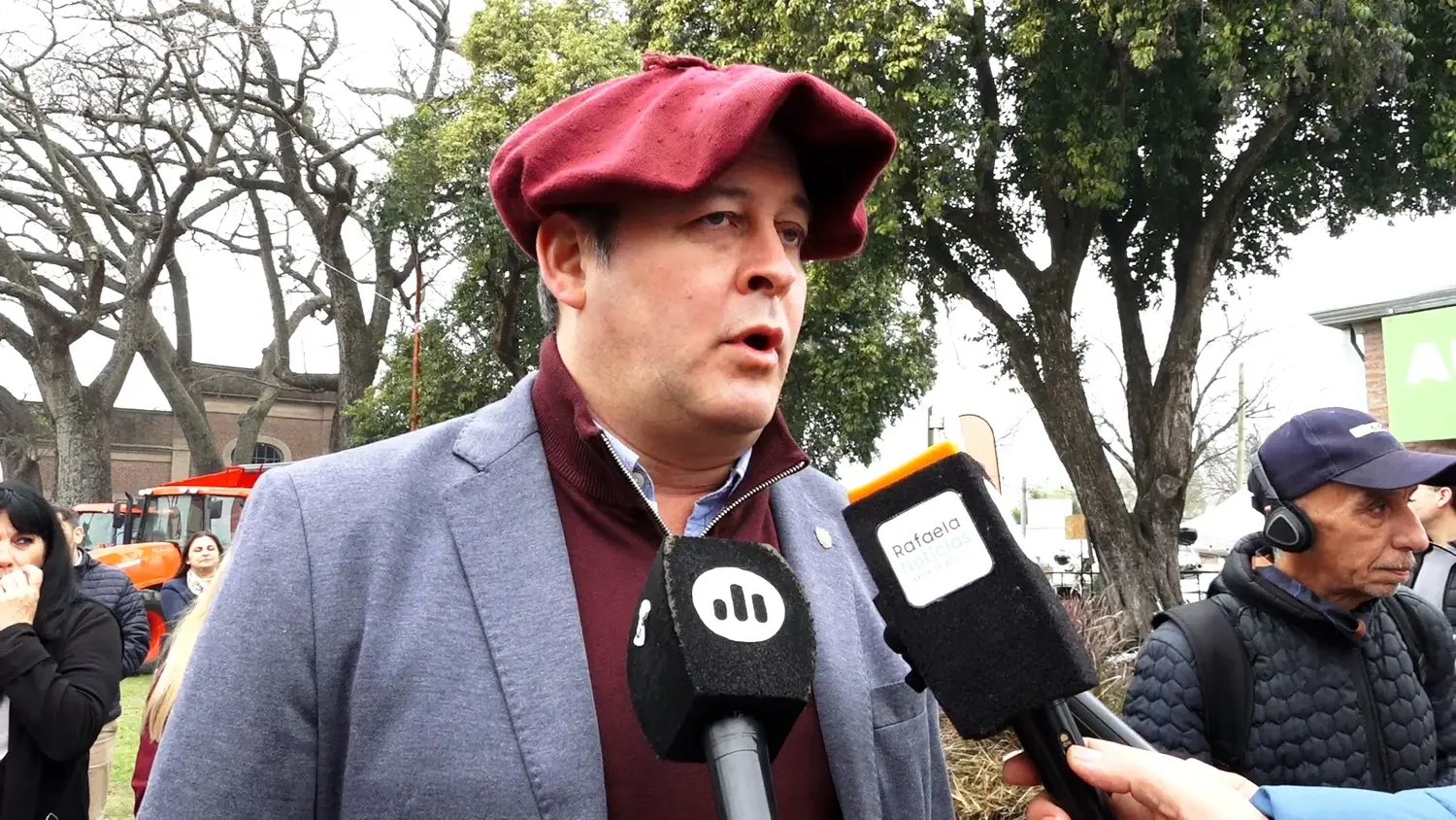 Secretario de agricultura y ganaderia de la provincia, Ignacion Mántaras