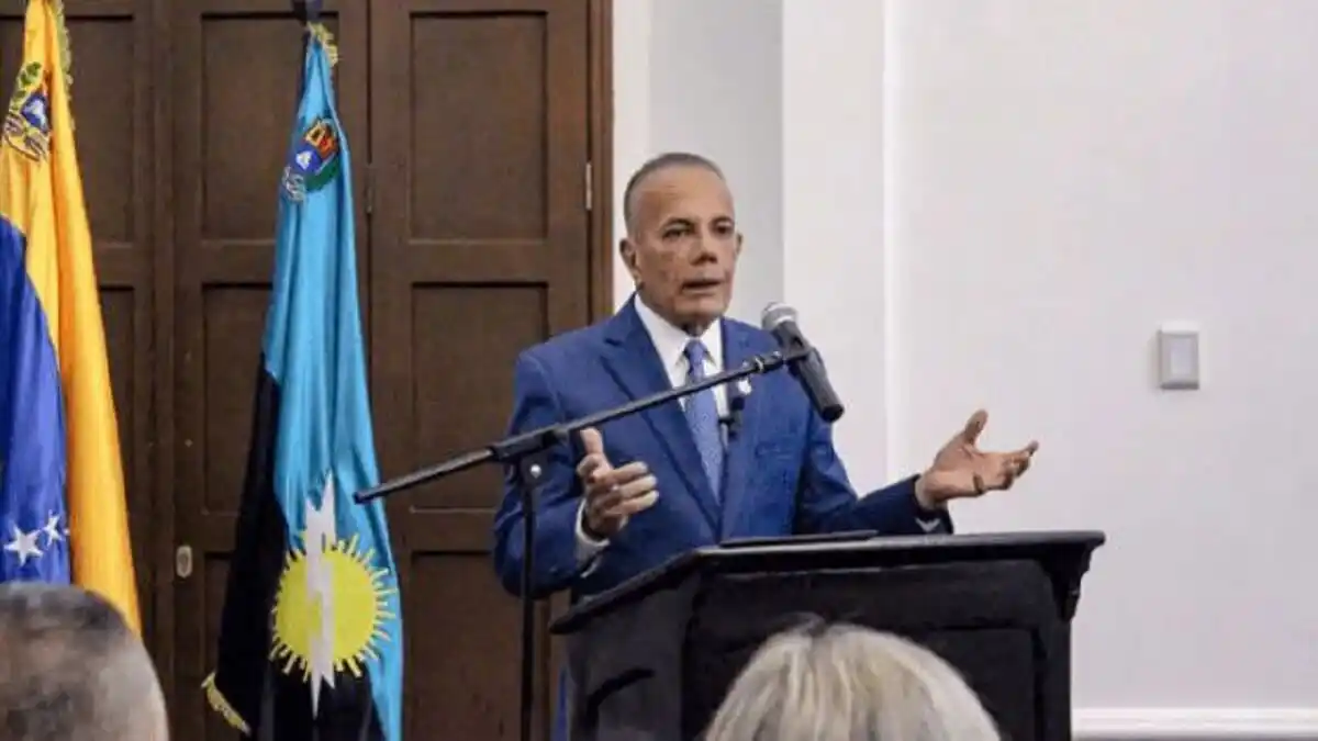 «NO NOS META EN EL MISMO SACO»: le brincan a Manuel Rosales por decir que «todos» somos responsables de la migración