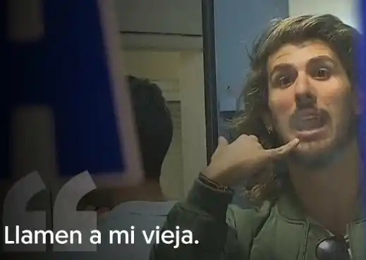 #LlamenAMiVieja: la frase que causó repudio y burlas en las redes