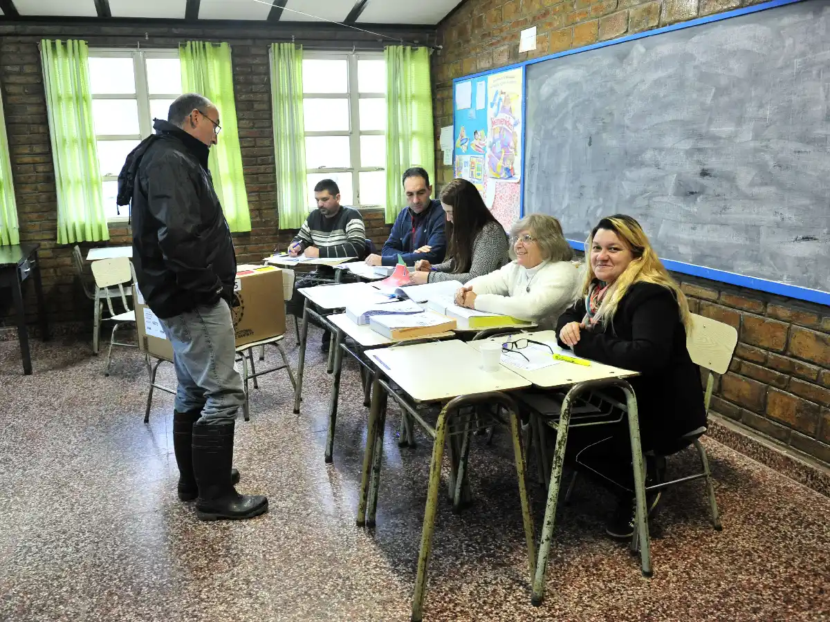 El socialismo triunfó en más de la mitad de los municipios  y comunas del Castellanos 
