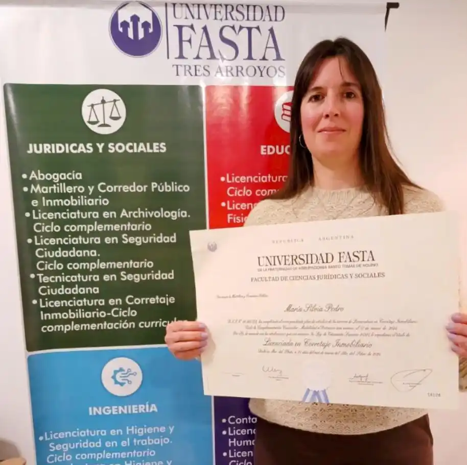 Nueva licenciada en Corretaje Inmobiliario