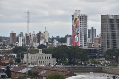 Lunes algo nublado en la ciudad de Santa Fe