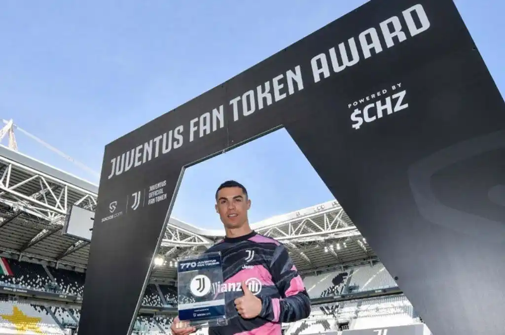 Ronaldo: el primer futbolista del mundo en ser premiado con cripto tokens