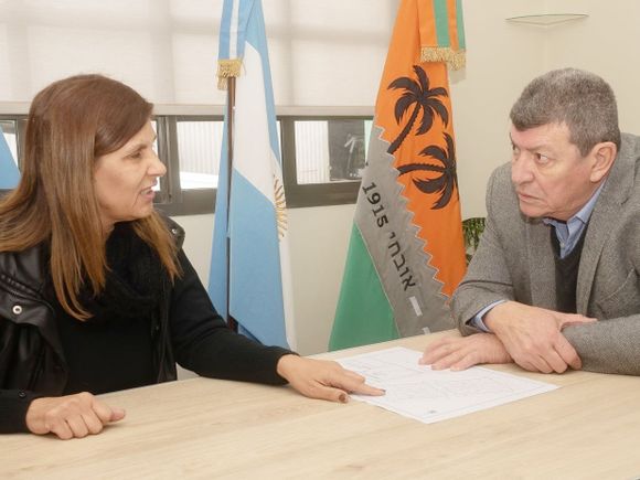 El IAPV y el municipio de Ubajay coordinan acciones para ampliar el acceso a la vivienda