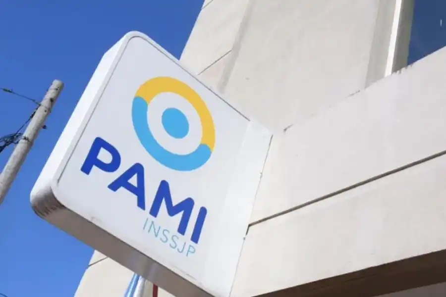 El CEPA también analizó los precios con cobertura de PAMI, que en 2020 subieron 12,1%; en 2021, 40,6%; en 2022, 73,4%; y en 2023, 164,9%.