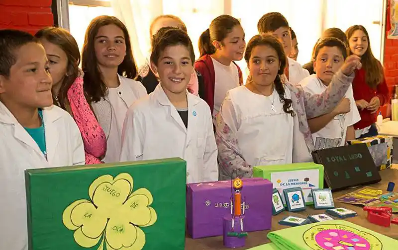 Exposición anual de trabajos pedagógicos en la Escuela 42