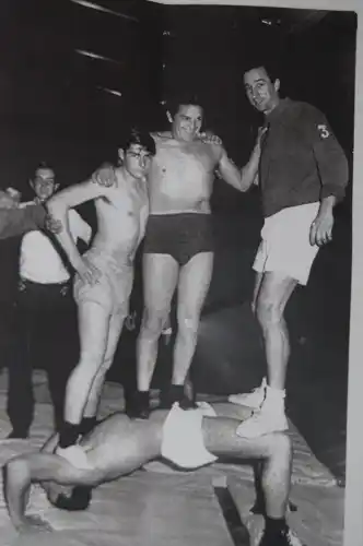 Lucha: 50 años del Torneo Metropolitano obtenido por Eduardo Almirón