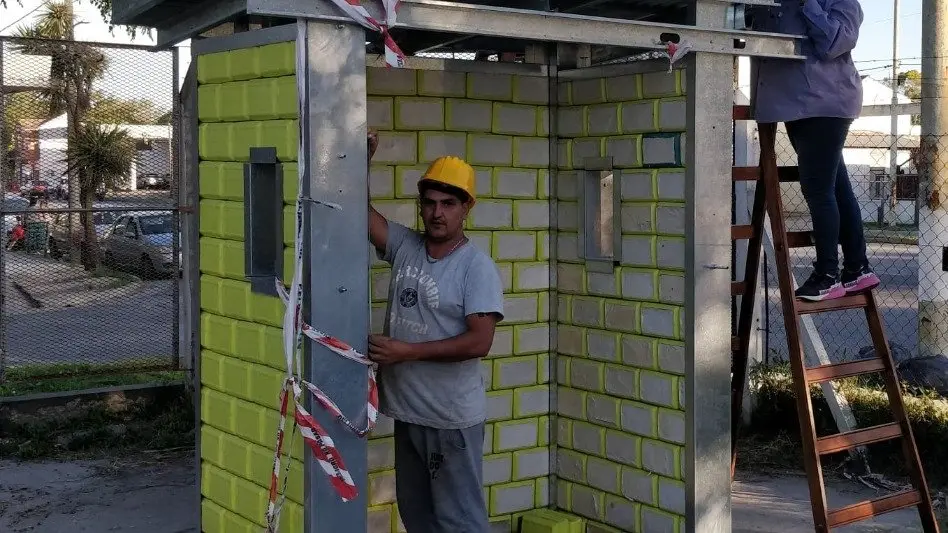  Programa «Hijo lo construí yo»: "miramos a los envases de plástico desde un uso social y ambiental"