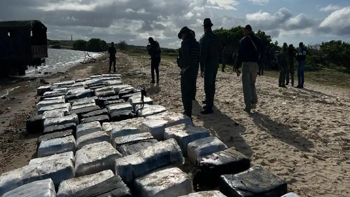 GNB captura a un hombre con más de 3 toneladas de drogas en Falcón