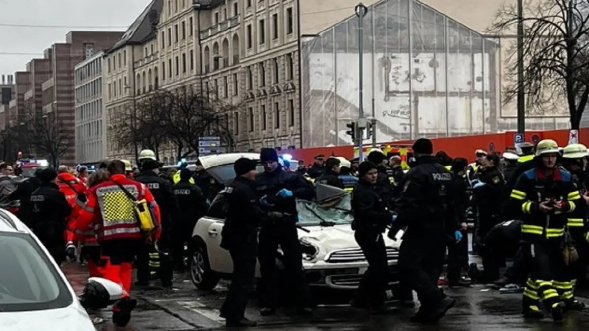 Atropello masivo en Alemania causa casi 30 heridos: manejan la posibilidad de «un atentado»
