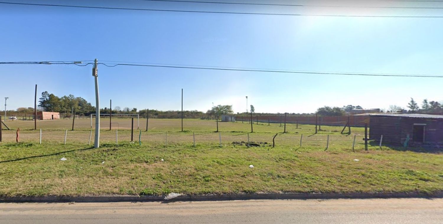 Barretaron y rompieron una puerta en la cancha de Juvenil del Norte