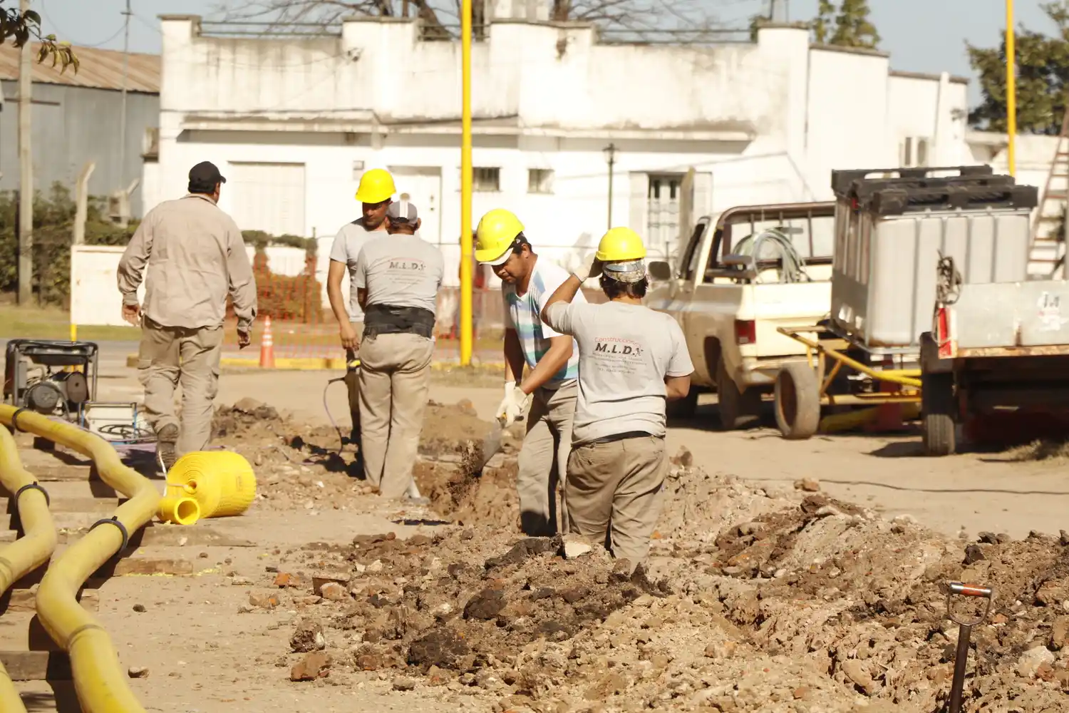 Avanza la ampliación de 11 mil metros de red de gas en tres barrios de la ciudad