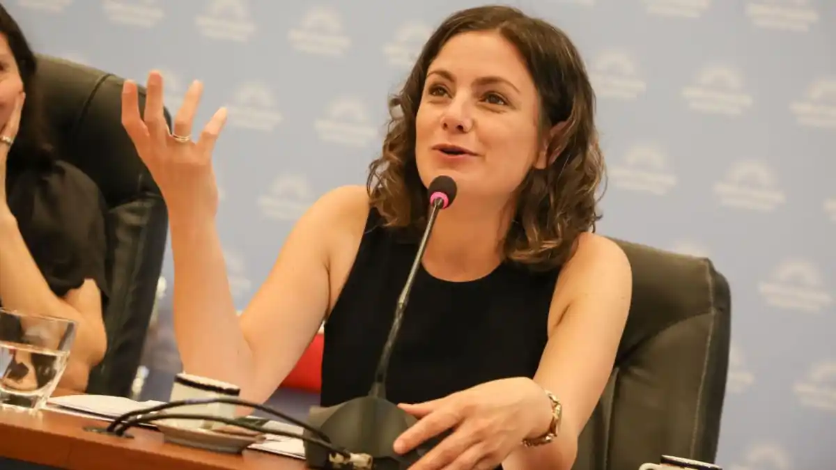 El proyecto sobre licencias parentales volverá al debate mañana