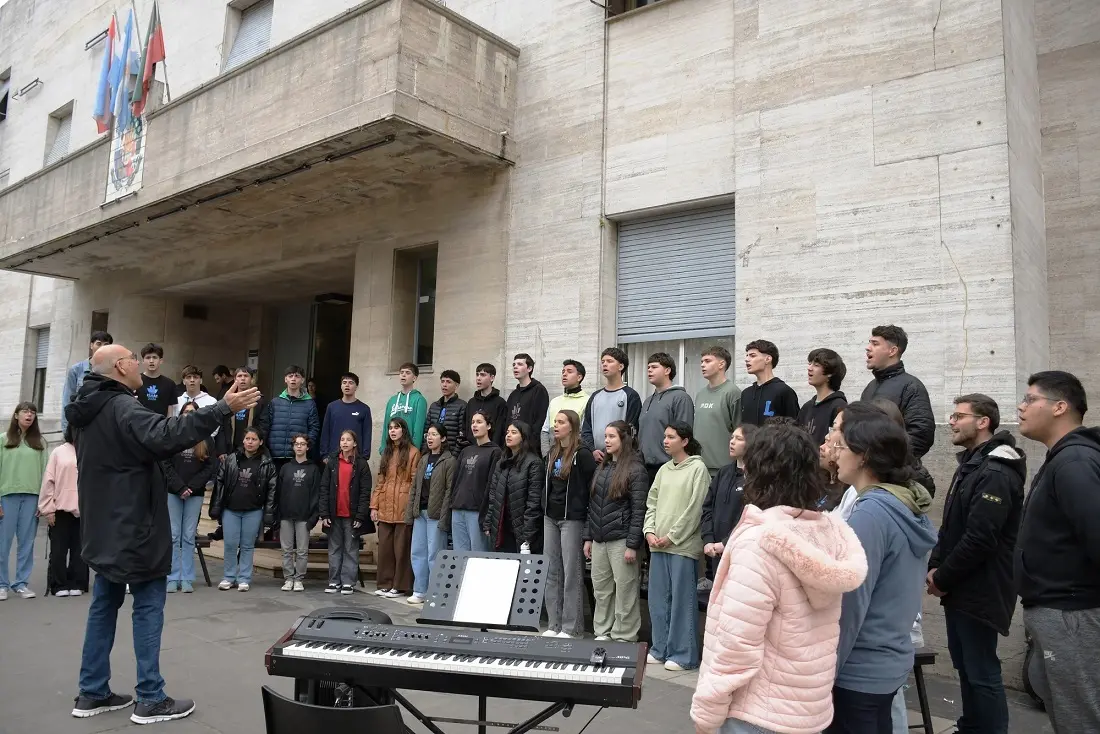 Se presentó en Concordia el coro del Instituto Superior Adventista de Misiones